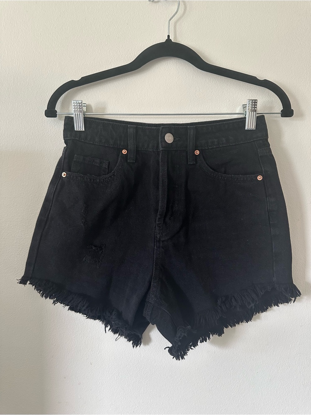 Wild Fable Black Women's High-Rise Frayed Hem Denim Shorts Size 0